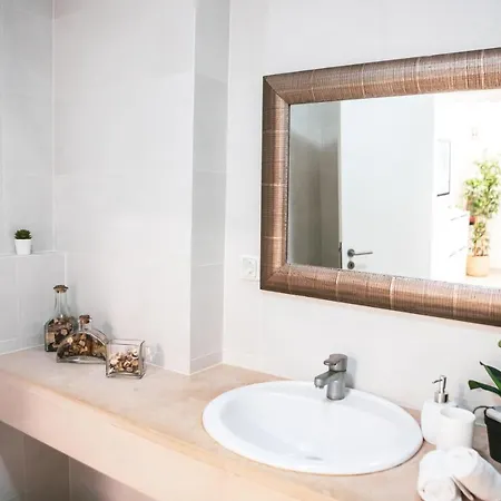 Marlin House 펜션 *