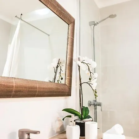 Marlin House 펜션 *